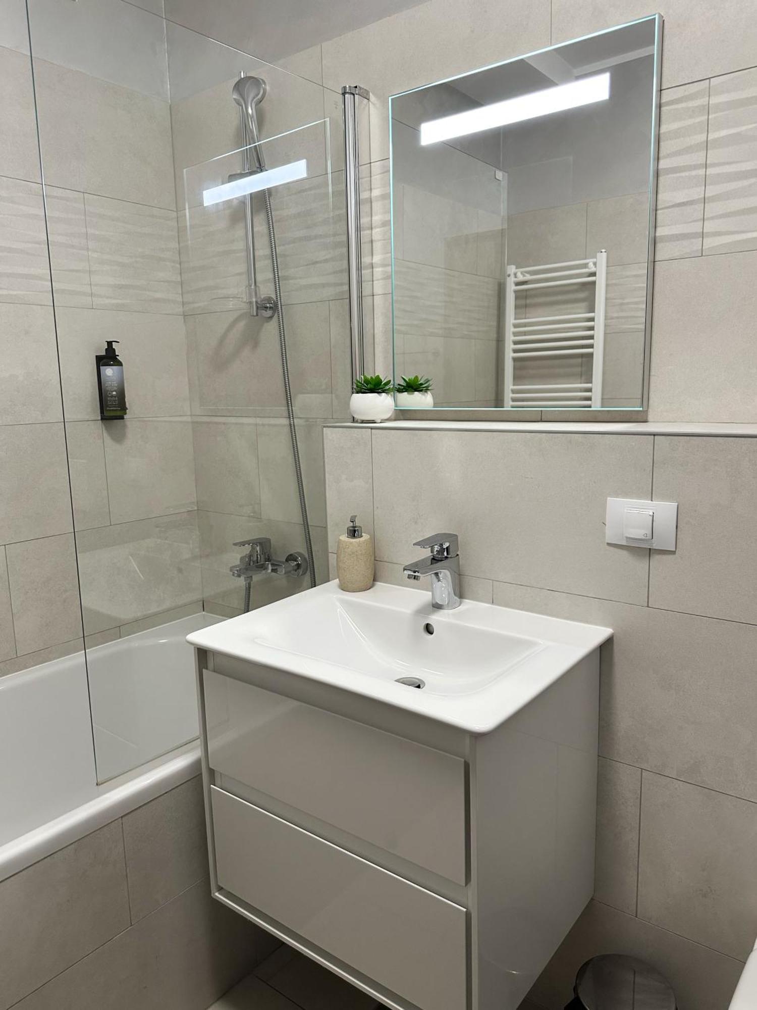 Koa - Moon Penthouse Apartment Brasov Ngoại thất bức ảnh