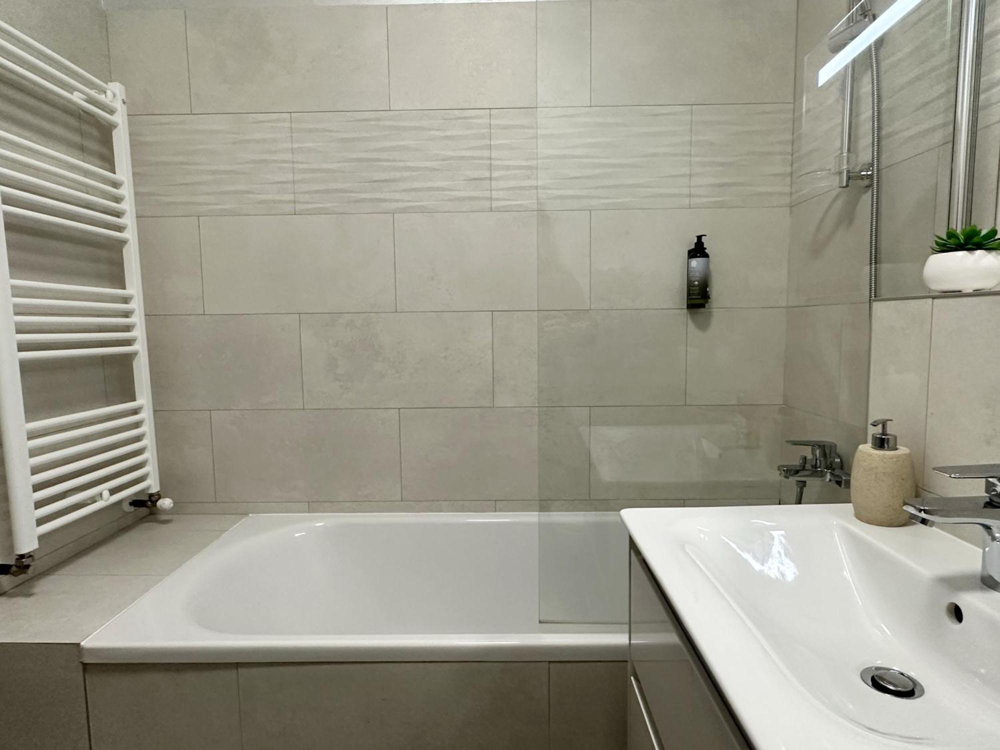 Koa - Moon Penthouse Apartment Brasov Phòng bức ảnh